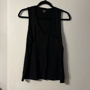 Madewell Whisper Cotton V-Neck Pocket Tank in Black - M